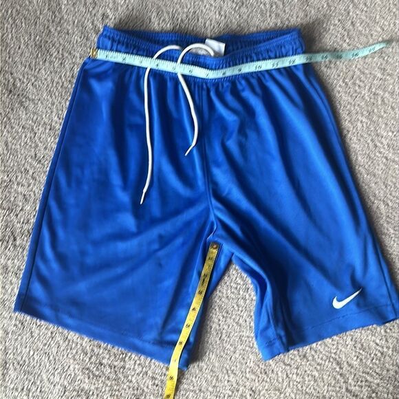 Nike Dri Fit Shorts! - Picture 7 of 9
